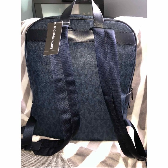 Michael Kors Jet Set Backpack - Picture 4 of 8